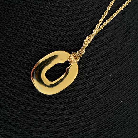 Burgundy Pendant with 30" Goldtone Chain - Picture 4 of 5